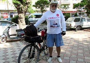 Kanserden kaybettiği oğlu için bisikletle Türkiye yi dolaşıyor